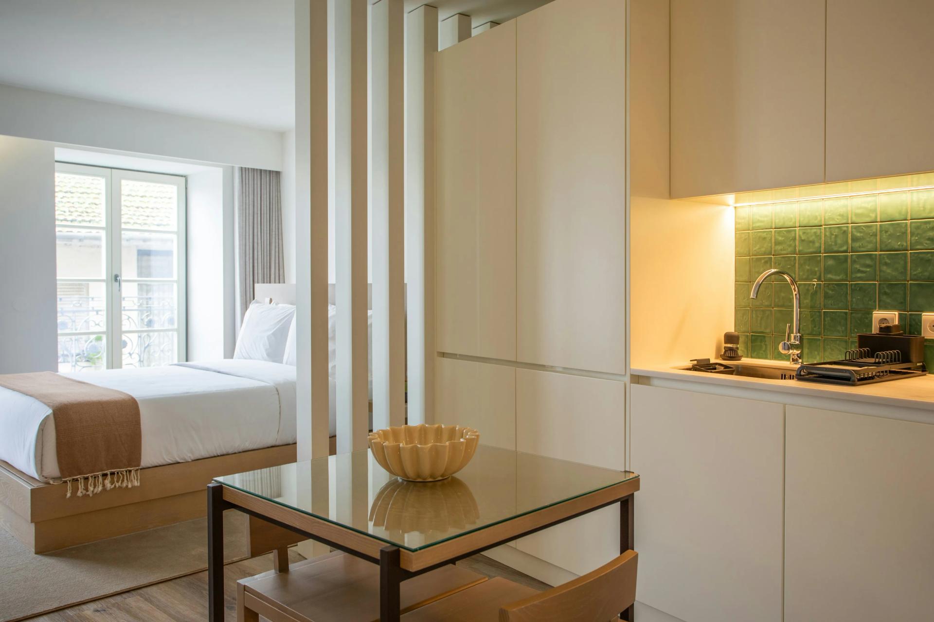 Agencement sur mesure Monaco : priorités cuisine, dressing